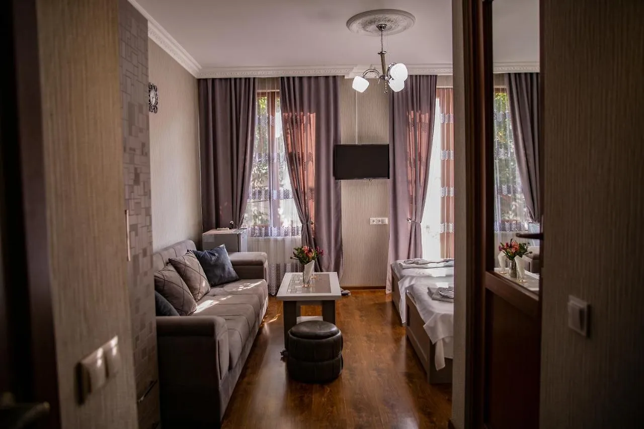 Family Hotel Kolorit Old Tbilisi